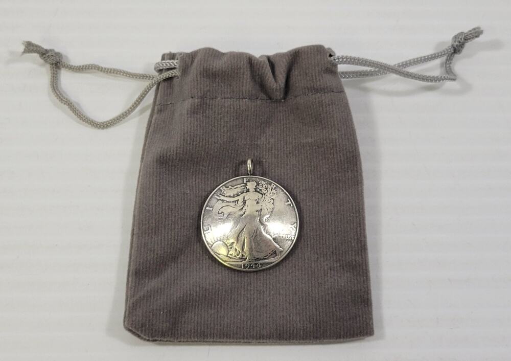 *C52) 1944 United States Divot Walking Liberty Silver Half Dollar Pendant